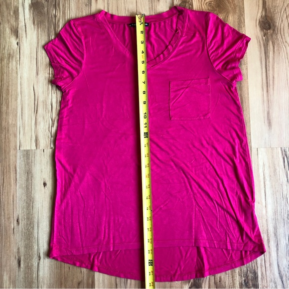 CABLE & GAUGE Pocket Tee Shirt V Neck Short Sleeve Boysenberry Small Women’s - Picture 7 of 16